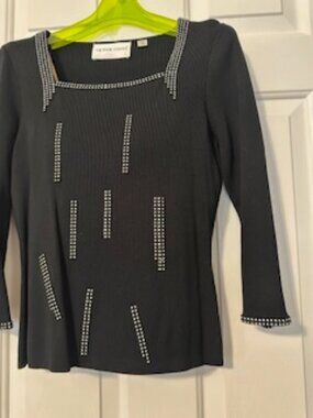 Victor Costa Rhinestone 3/4 sleeve top Sz S
